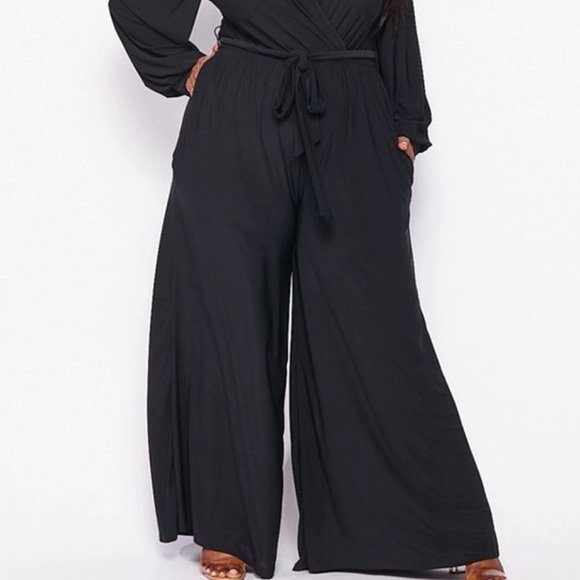 Gorgeous Jumpsuit  Plus size In Black - Picture 6 of 6